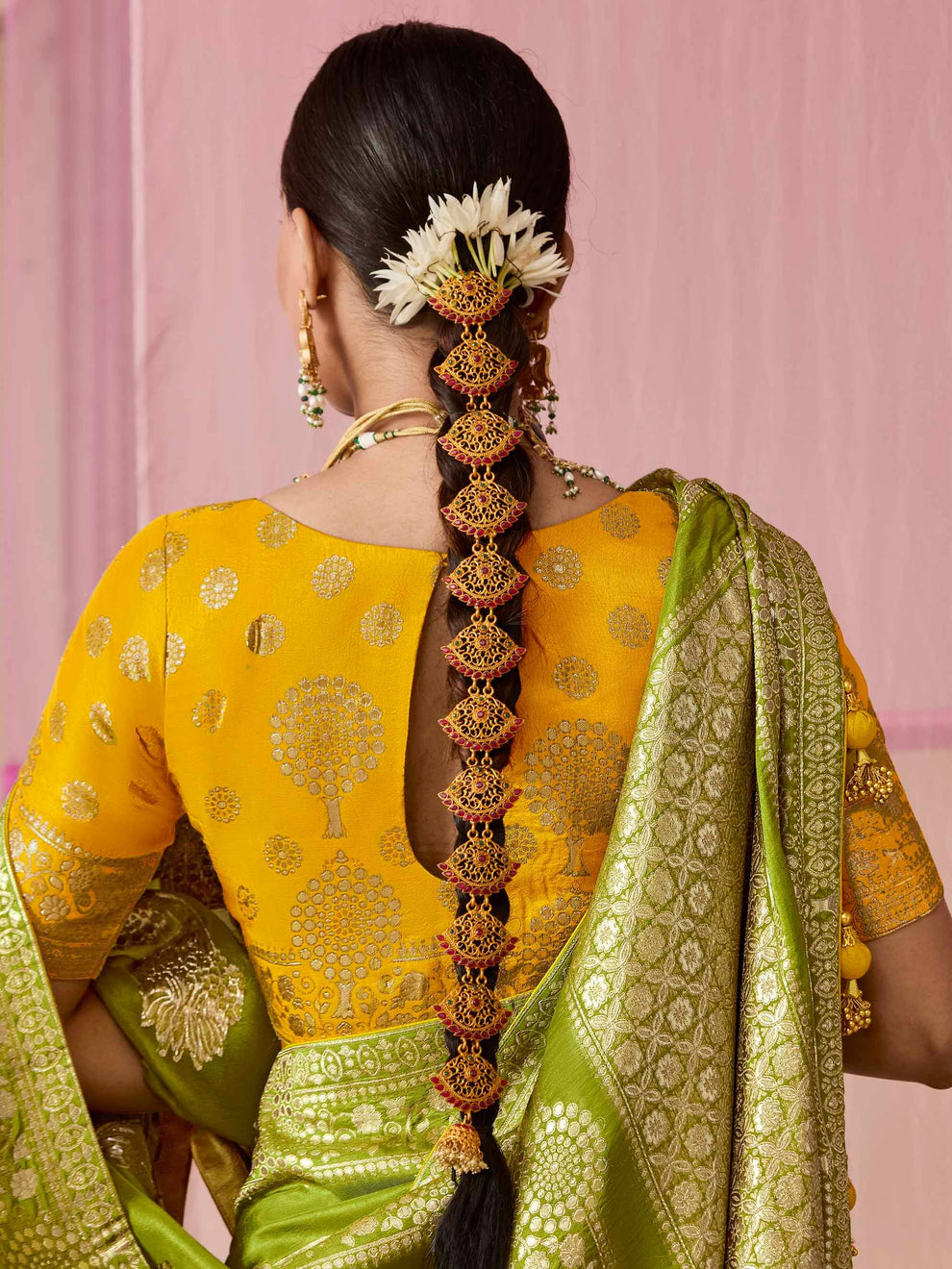 Mehendi Green Pure Dola Silk Weaving Saree