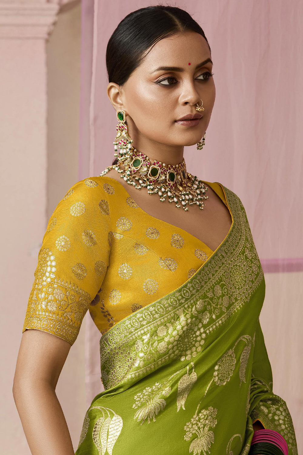Mehendi Green Pure Dola Silk Weaving Saree
