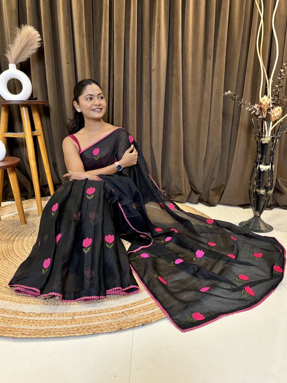 Kota Doriya Saree with Multi Threadwork with Unstitch Blouse