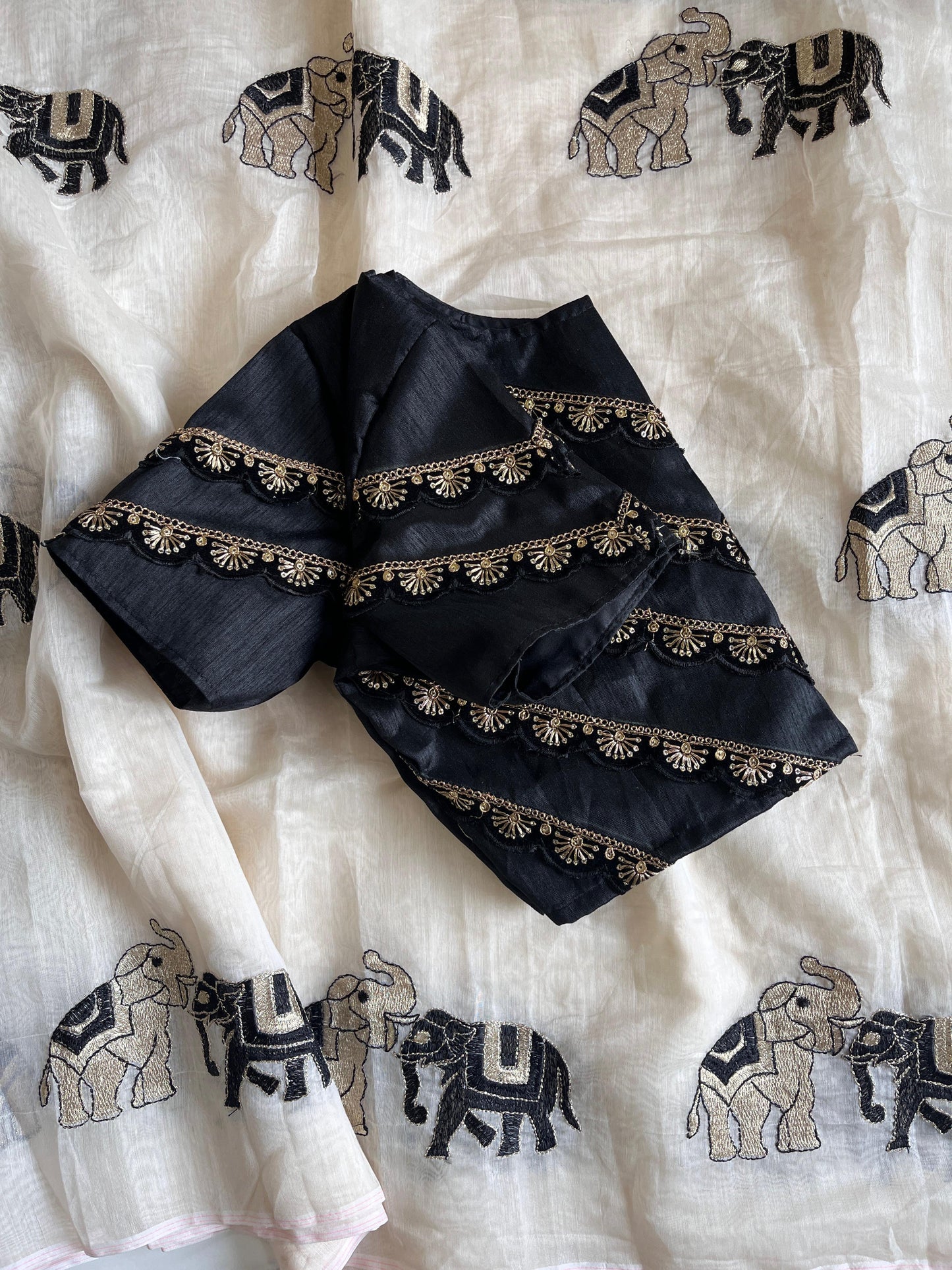 Premium Chanderi Thread Work Saree with Unstitch Blouse