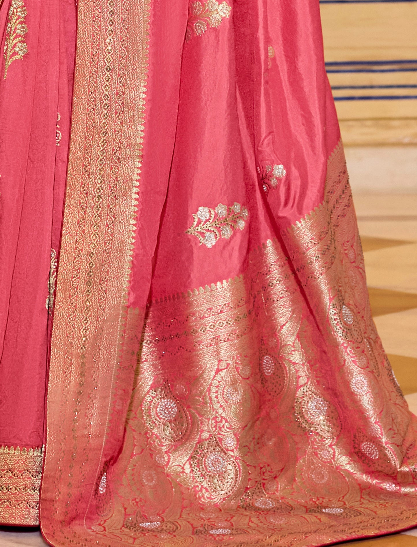 Peach Crepe Silk Soft Saree With Contrast Blouse