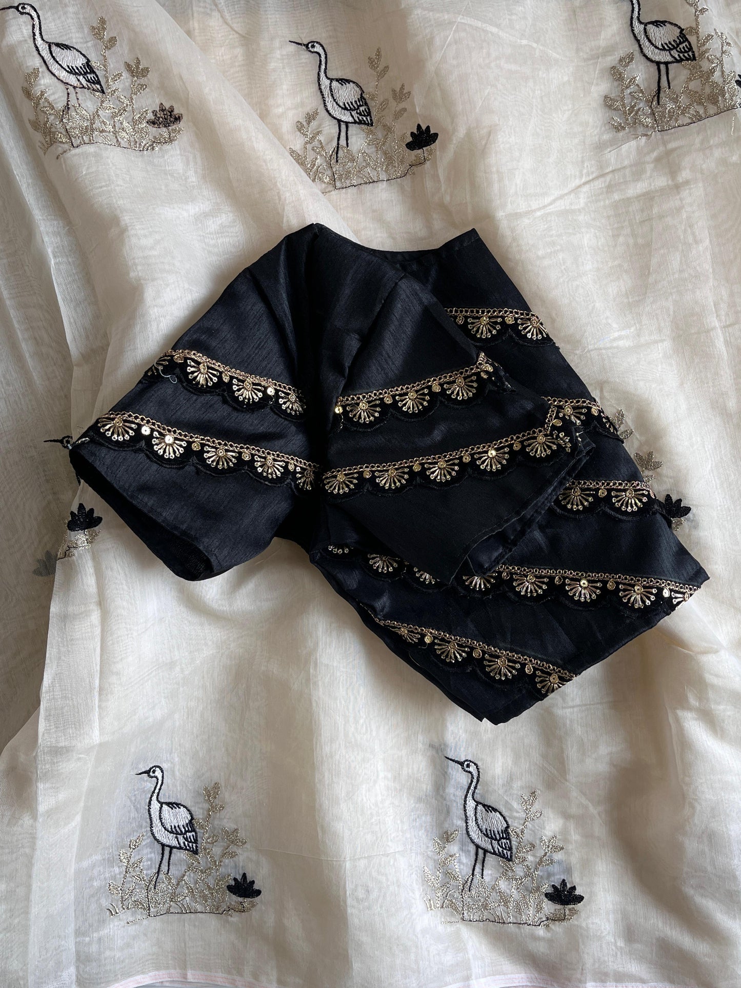 Premium Chanderi Thread Work Saree with Unstitch Blouse