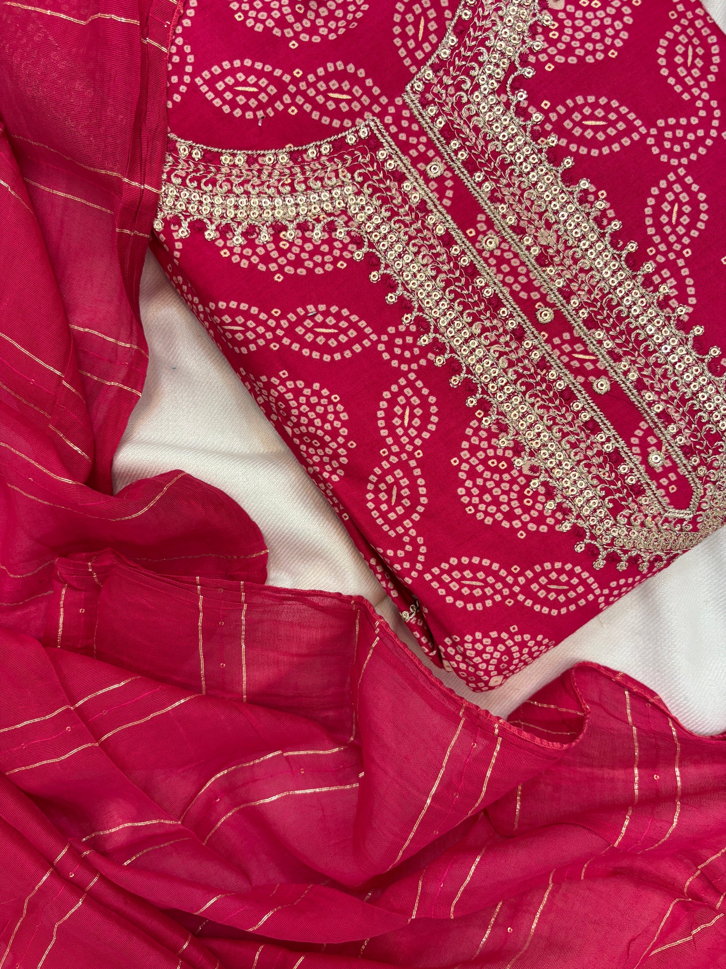 Zari Work with Chunri Print Unstitch Suit Set in Pink Color